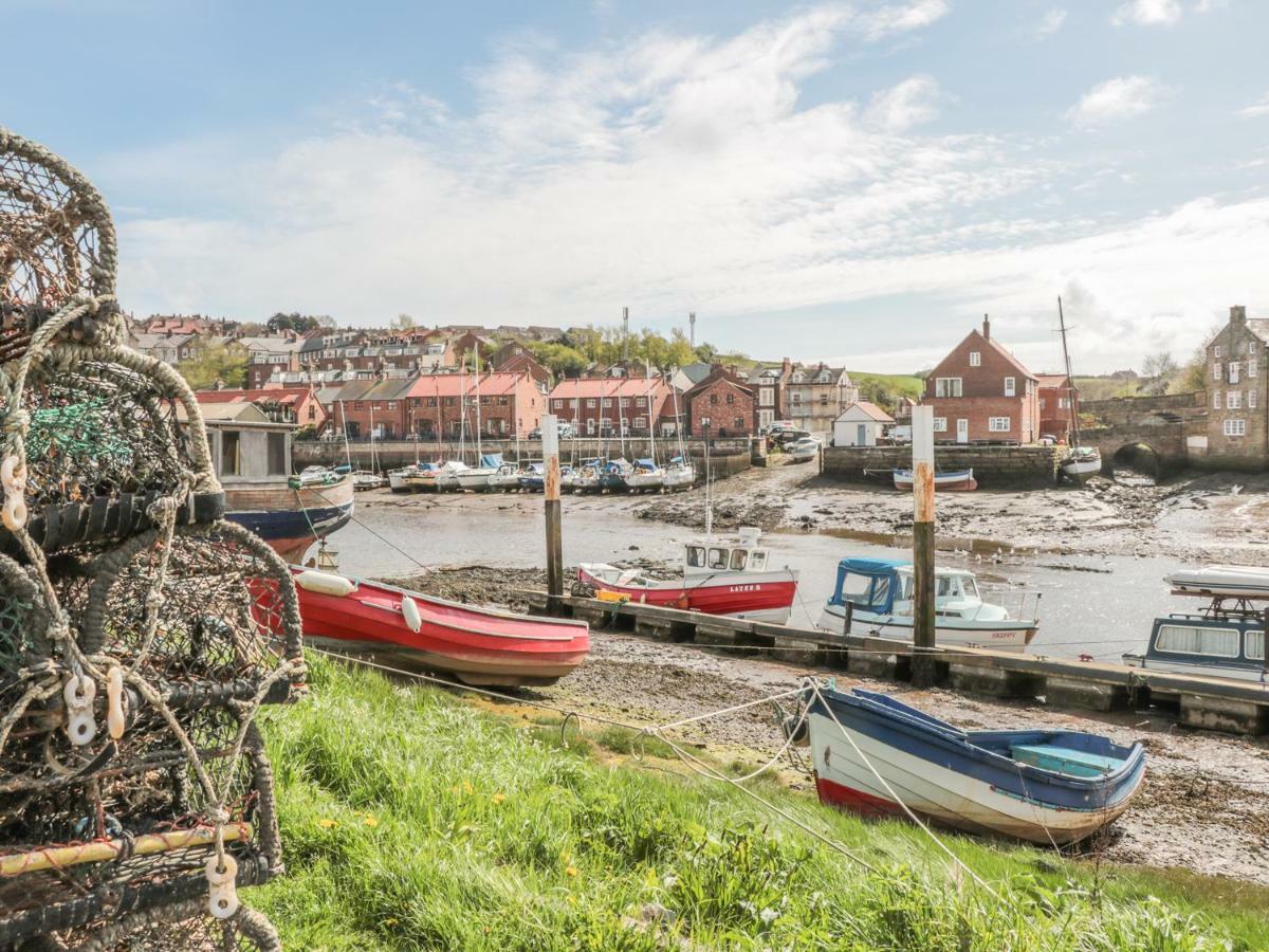 Appartamento Tornado Engine Shed Whitby Esterno foto